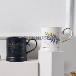 Taza de Café Mate Borde Dorado Cerámica Estilo Vintage