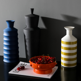 Jarrón de Cerámica Escandinavo Moderno y Minimalista Hecho a Mano