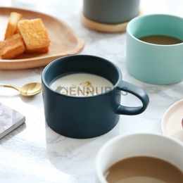 Taza de Cerámica Esmaltada de Color Mate