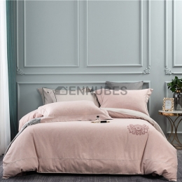 Funda Nórdica de 100% Algodón con Bordado Real