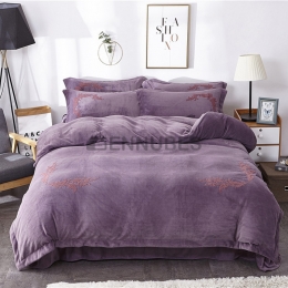 Fonda Nórdica con Bordado Planta