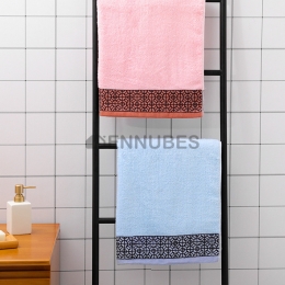 Toalla de Baño de Algodón Suave