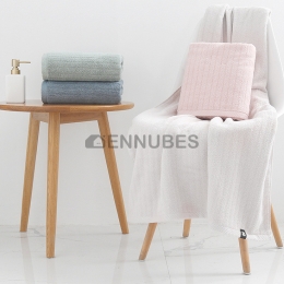 Toalla de Baño Minimalista Nórdica de Algodón Gruesa