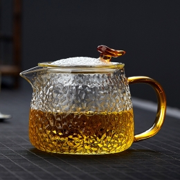 Tetera Vintage y Nórdica de Vidrio con Patrón Martillado