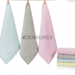 Toalla Cuadrada de Gasa de Bambú con Color Sólido