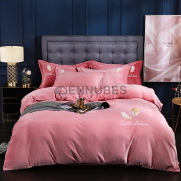 Fonda Nórdica con Bordado Pluma