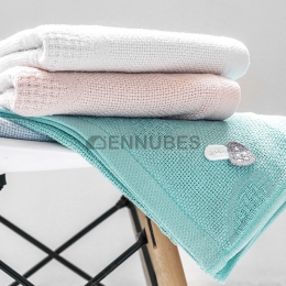 Toalla Nueva de Algodón con Monograma Bordado